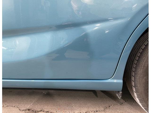 ホンダ フリード サイドシルパネル(ステップ)へこみ ブロック接触 キズ・へこみ直し 相模原市