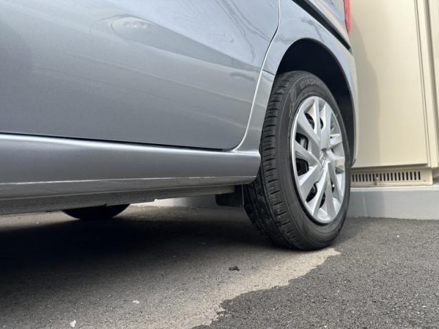 ホンダ　Ｎ－ＢＯＸ　サイドシル（ドアの下細いとこ）　キズ・へこみ直し　滑川市車修理