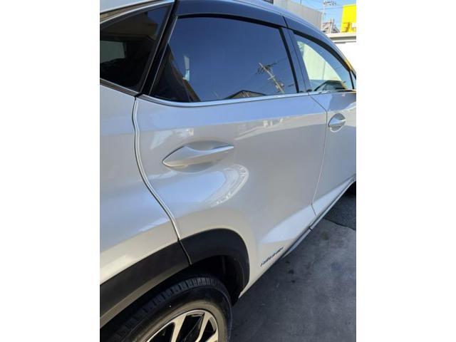 レクサス　ＮＸ　リヤドア　キズ・へこみ直し　滑川市　カーコンビニ倶楽部