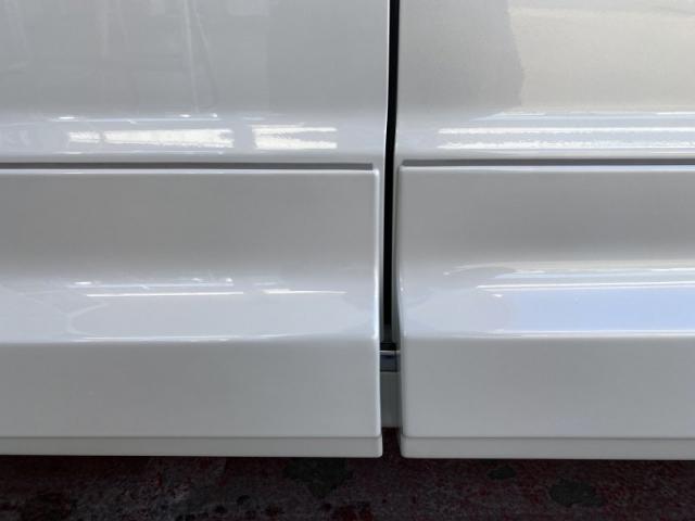 ホンダ　ステップワゴン　スライドドア・ドアの下についているモール部品（プロテクター）　キズ・へこみ直し　滑川市