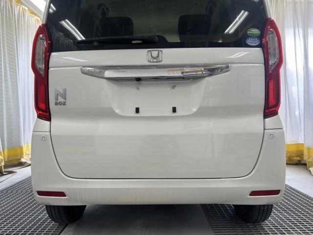 ホンダ　Ｎ－ＢＯＸ　トランク　キズ・へこみ直し　金沢市板金塗装　カーコンビニ倶楽部