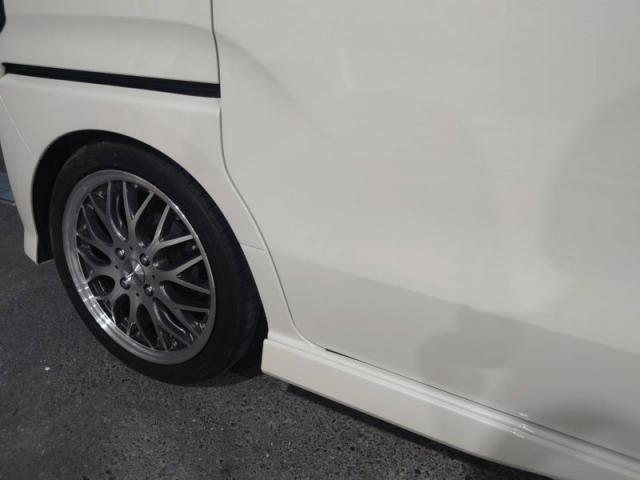 ホンダ　Ｎ－ＢＯＸ　スライドドアとその横クォーター・サイドステップカバー　キズ・へこみ直し