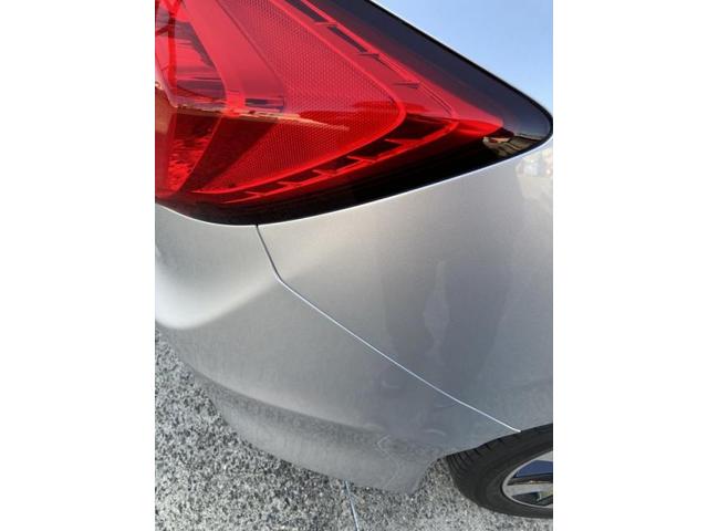 ホンダ　ジェイド　クォーター（リヤタイヤの上）キズ・へこみ直し