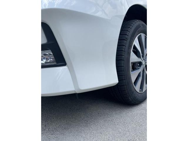 日産　セレナ　バンパーキズ・へこみ直し