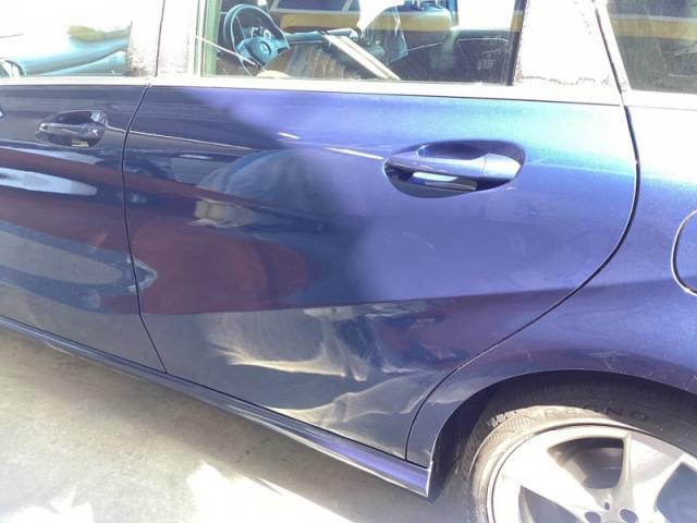 メルセデス・ベンツ　Ｂ１８０　輸入車の左リヤドアキズ・へこみ直し