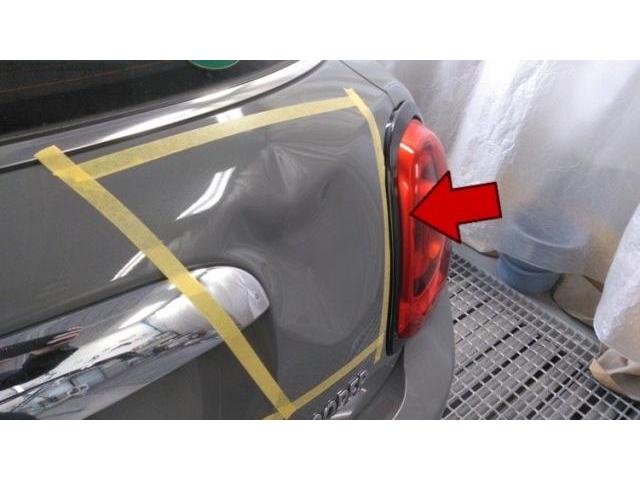 BMW MINIクーパー 輸入車のトランク(リヤゲート)キズ・へこみ直し 浜松市 カーコンビニ倶楽部