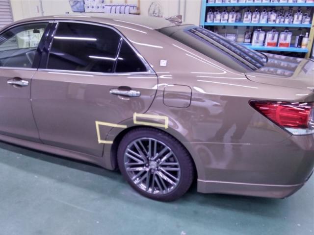 トヨタ クラウン 左リヤドア・左クォーター(後ろタイヤ横)キズ・へこみ直し 浜松市 カーコンビニ倶楽部