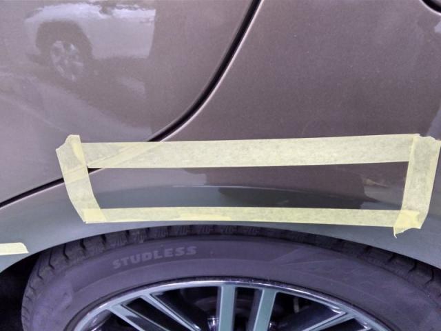 トヨタ クラウン 左リヤドア・左クォーター(後ろタイヤ横)キズ・へこみ直し 浜松市 カーコンビニ倶楽部