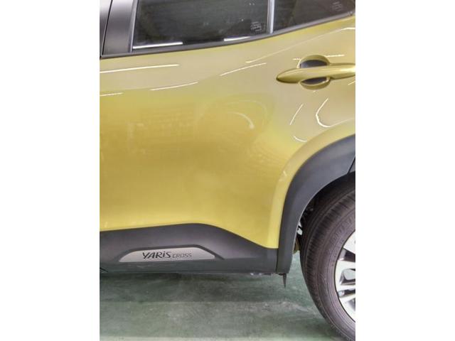 トヨタ　ヤリスクロス　左後ろドアキズ・へこみ直し　浜松市　カーコンビニ倶楽部