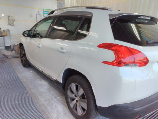 プジョー 2008 輸入車の側面キズ・へこみ直し 浜松市 カーコンビニ倶楽部