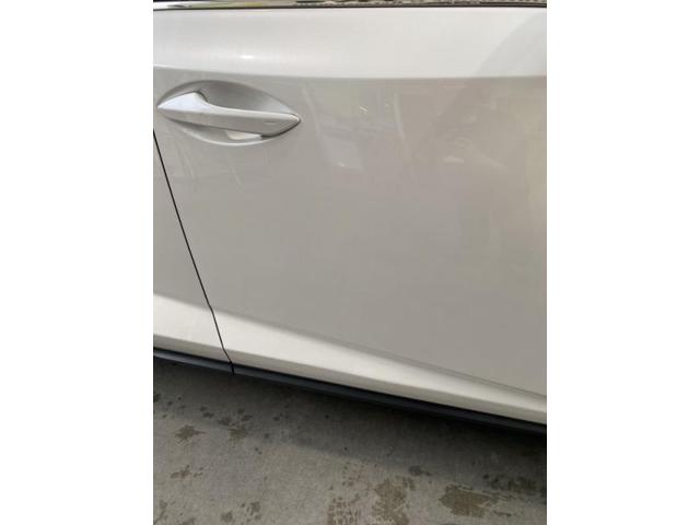 レクサス　ＮＸ３００　　フロントドアキズ・へこみ直し