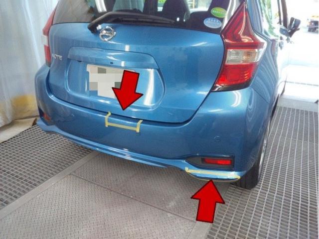 日産 ノート フロントバンパーと左ドアミラー交換、リヤバンパーキズ・へこみ直し 浜松市