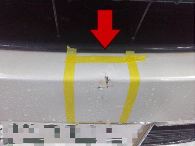 トヨタ ハリアー フロントバンパーキズ・へこみ直し 浜松市 カーコンビニ倶楽部