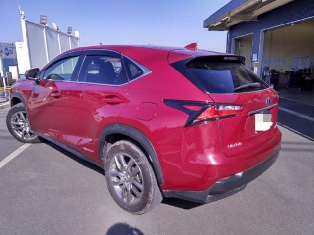 レクサス　ＮＸ３００ｈ　左リヤドア・左クォーターキズ・へこみ直し