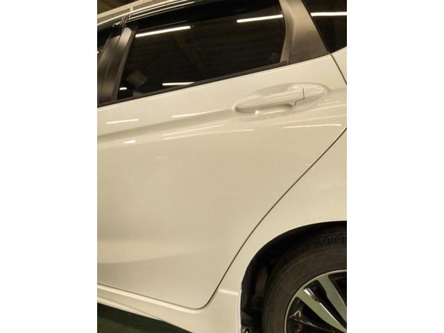 ホンダ フィット 後ろのドア・クォーター(後ろタイヤ横) キズ・へこみ直し 豊橋市 カーコンビニ倶楽部