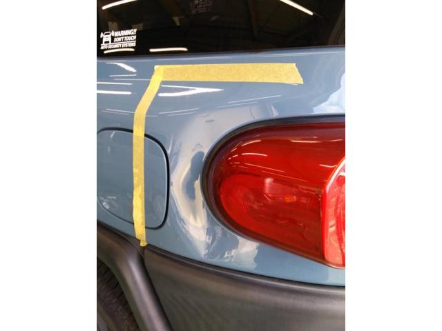 トヨタ FJクルーザー 後ろタイヤ上(クォーター) テールレンズ横キズ・へこみ直し 豊橋市