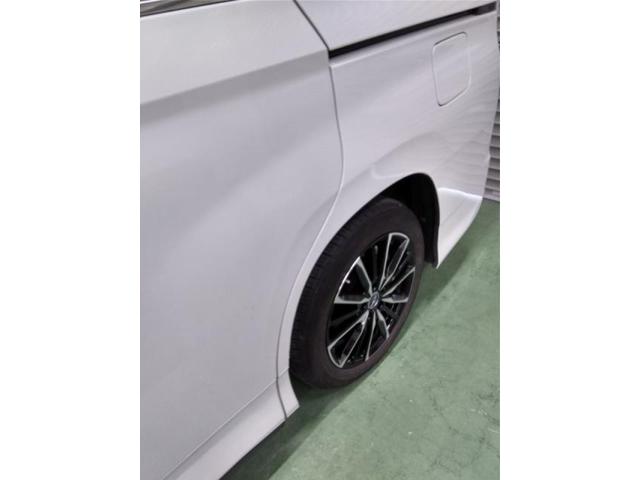 トヨタ ノア フロントバンパー・左リヤフェンダー(後ろタイヤ横) キズ・へこみ直し 豊橋市