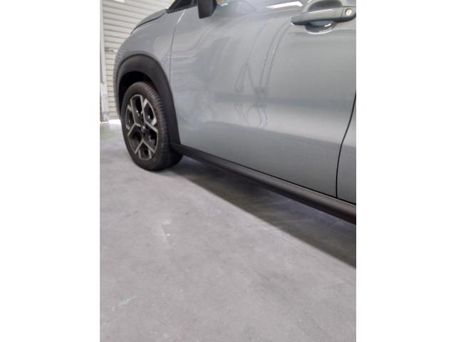 シトロエン　Ｃ３　輸入車のフロントドア　キズ・へこみ直し　豊橋市　板金塗装