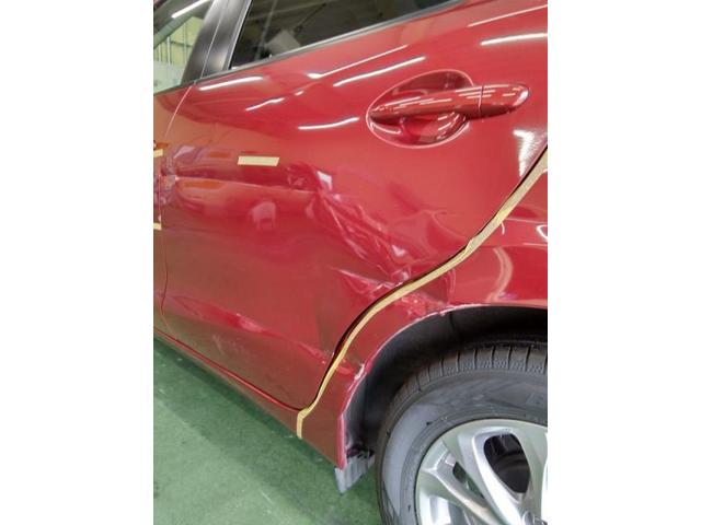 マツダ　デミオ　リヤドア大破　交換・クォーターキズ・へこみ直し　豊橋市カーコンビニ倶楽部