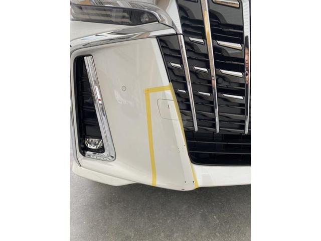 トヨタ　アルファード　フロントバンパー　キズ・へこみ直し　甲賀市　板金塗装