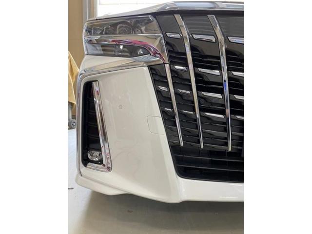 トヨタ　アルファード　フロントバンパー　キズ・へこみ直し　甲賀市　板金塗装