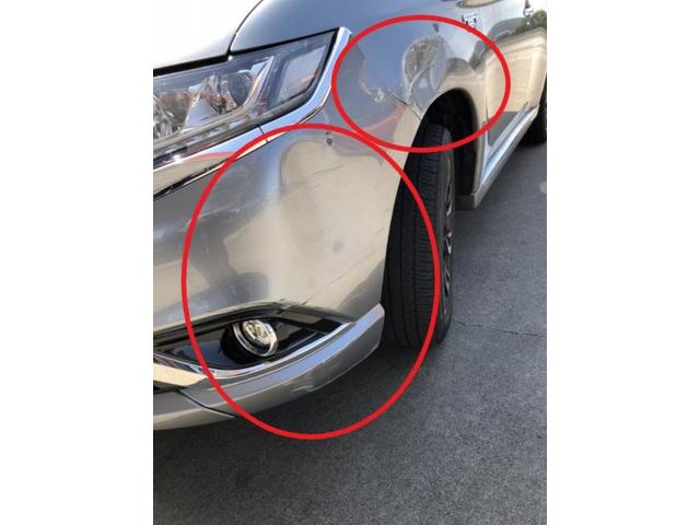 三菱　アウトランダーＰＨＥＶ　バンパーと前タイヤ上（フェンダー）　キズ・へこみ直し　甲賀市修理