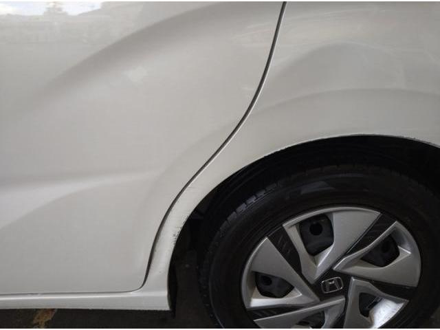 ホンダ　フリード　左後ろタイヤ上　クォーター　キズ・へこみ直し　三養基郡板金塗装