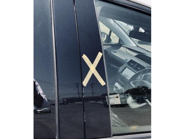 トヨタ　プリウス　運転席度のピラー　キズ・へこみ直し　三養基郡　板金塗装カーコンビニ倶楽部