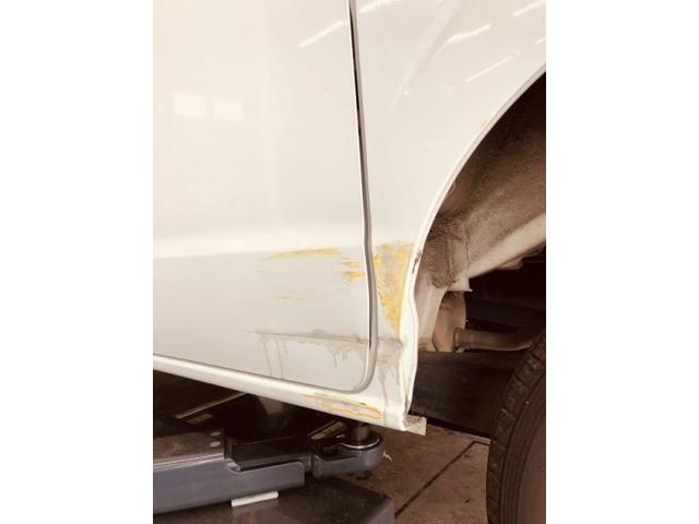 日産　クリッパーバン　スライドドアとその横　クォーターキズ・へこみ直し　基山町板金塗装