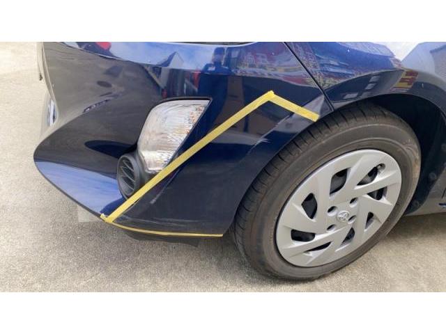 トヨタ　アクア　バンパーと後ろタイヤ上クォーター　ドアのキズ・へこみ直し　佐賀市　板金塗装