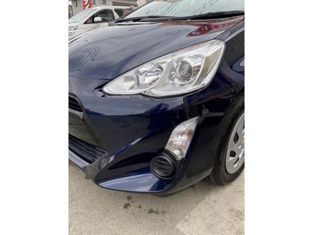 トヨタ　アクア　バンパーと後ろタイヤ上クォーター　ドアのキズ・へこみ直し　佐賀市　板金塗装