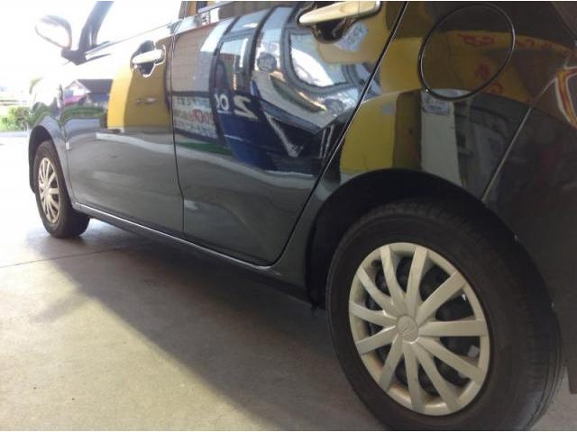 ダイハツ　ブーン　左リヤドアとその下サイドステップ　キズ・へこみ直し　佐賀市板金塗装　カーコンビニ倶楽部