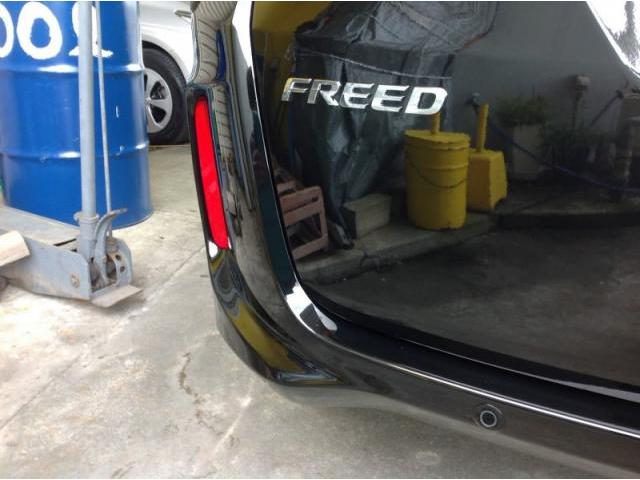 ホンダ　フリード　トランク　キズ・へこみ直し　佐賀市板金塗装　カーコンビニ倶楽部