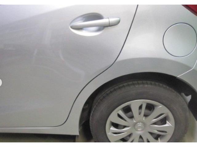 マツダ　デミオ　左後ろタイヤ上（給油口付近）手のひらキズ・へこみ直し　佐賀市板金塗装