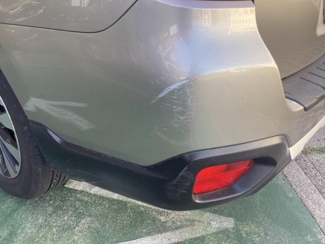 スバル レガシィ バンパー キズ・へこみ直し 大阪府枚方市 板金塗装