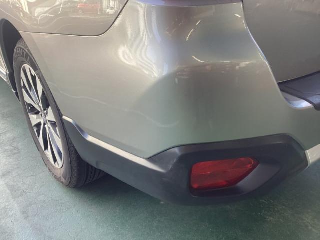 スバル レガシィ バンパー キズ・へこみ直し 大阪府枚方市 板金塗装