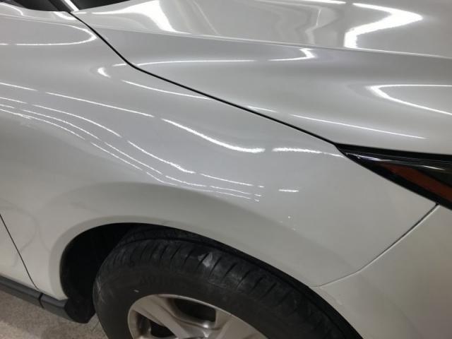 トヨタ　ハリアー　フロントフェンダー修理キズ・へこみ直し