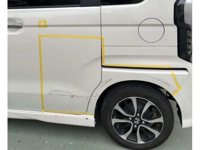 ホンダ　Ｎ－ＢＯＸ　スライドドア、クォーターパネル、サイドステップ板金塗装キズ・へこみ直し