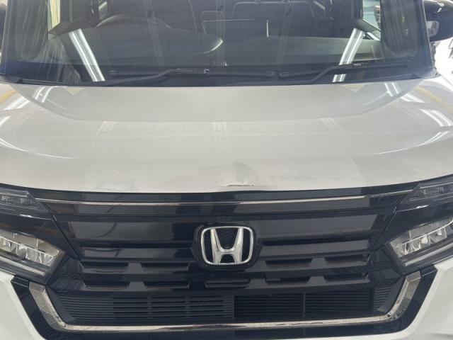 ホンダ N-BOXカスタム ボンネット キズ・へこみ直し カーコンビニ倶楽部 板金塗装