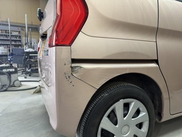 ダイハツ タント 右リアバンパー・クォーター キズ・へこみ直し 大阪市住之江区 板金塗装