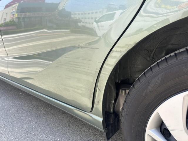 ホンダ フリード スライドドアとその横 キズ・へこみ直し 大阪市 板金塗装