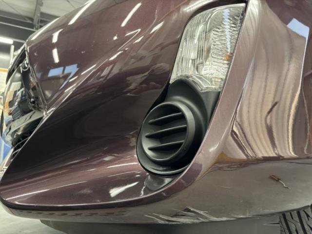 トヨタ アクア フロントバンパー キズ・へこみ直し 宇部市 自動車板金塗装