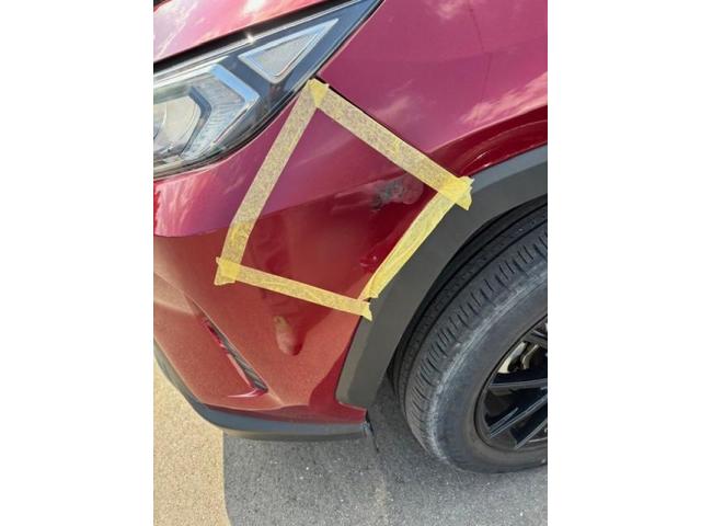 トヨタ RAV4 フロントバンパー キズ・へこみ直し 宇部市 自動車板金塗装