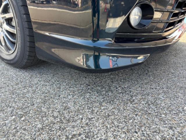 トヨタ ヴォクシー バンパー割れ キズ・へこみ直し 修理で直しました 宇部市