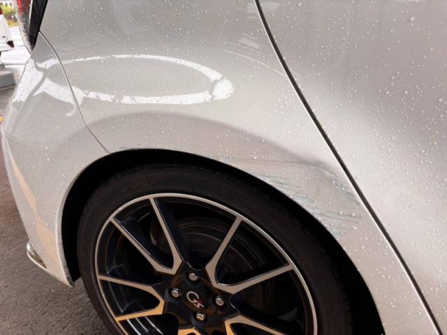 トヨタ アクア 後ろタイヤの上(クォーター)キズ・へこみ直し 宇部市