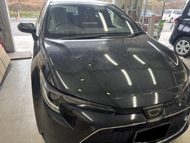 トヨタ カローラスポーツ 飛び石による塗装剥がれ ボンネットキズ・へこみ直し 宇部市