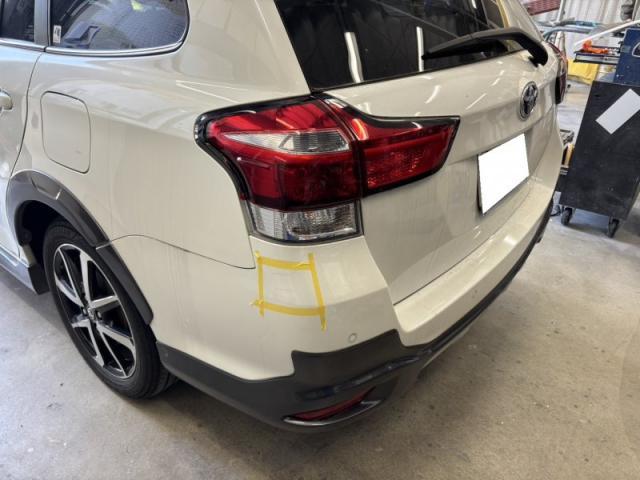 トヨタ カローラフィールダー リアバンパーキズ・へこみ直し 宇部市 カーコンビニ倶楽部