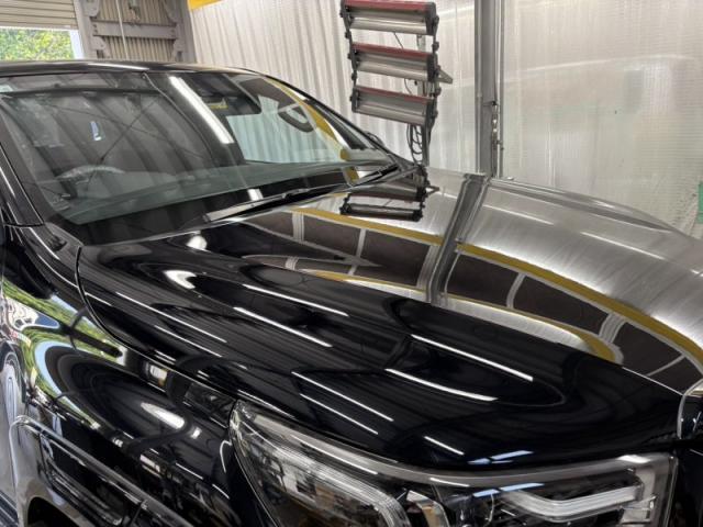 トヨタ　ハイラックス　ボンネットキズ・へこみ直し　宇部市　カーコンビニ倶楽部