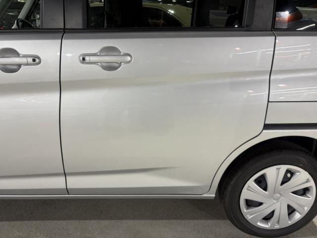 スズキ　ソリオ　左側　前後ドア　キズ・へこみ直し　横浜市都筑区　板金塗装