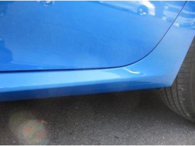 プジョー 208 ドアの下細いところがへこんだ 縁石接触へこみ直し 福岡市西区・早良区